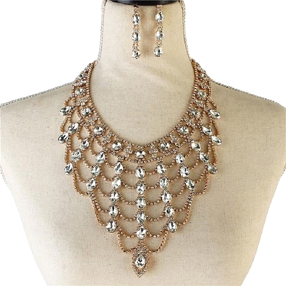 Crystal bib necklace set - Picture 3 of 4
